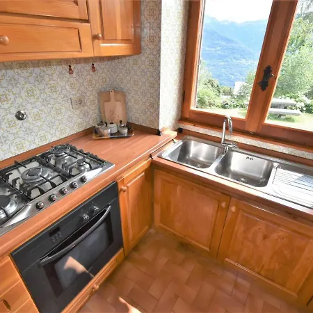 شاليه Elda By Interhome Poira di Dentro